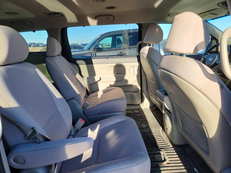 Продаж на аукціоні авто 2018 Kia Sedona, vin: KNDMB5C13J6371200, номер лоту: 75427615