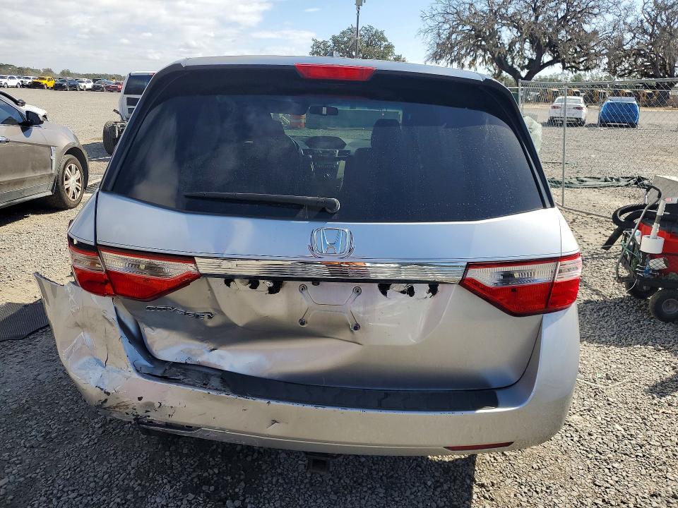 77881035 :رقم المزاد ، 5FNRL5H62BB058362 vin ، 2011 Honda Odyssey مزاد بيع
