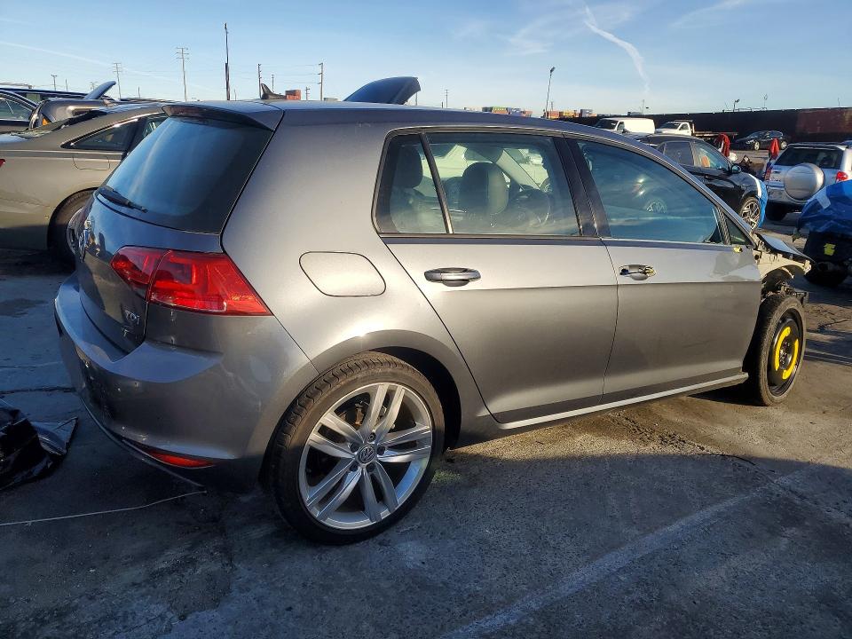 78477825 :رقم المزاد ، 3VW2A7AU0FM029615 vin ، 2015 Volkswagen Golf مزاد بيع