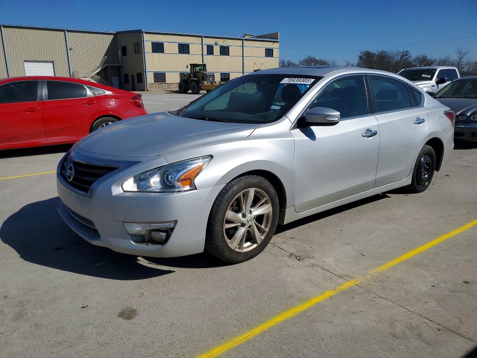 Продажа на аукционе авто 2015 Nissan Altima, vin: 1N4AL3AP4FN358891, номер лота: 76939305