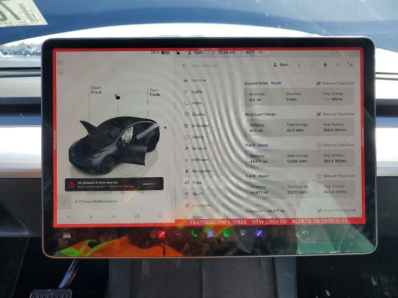 78957265 :رقم المزاد ، 7SAYGDEE9NF438828 vin ، 2022 Tesla Model Y مزاد بيع