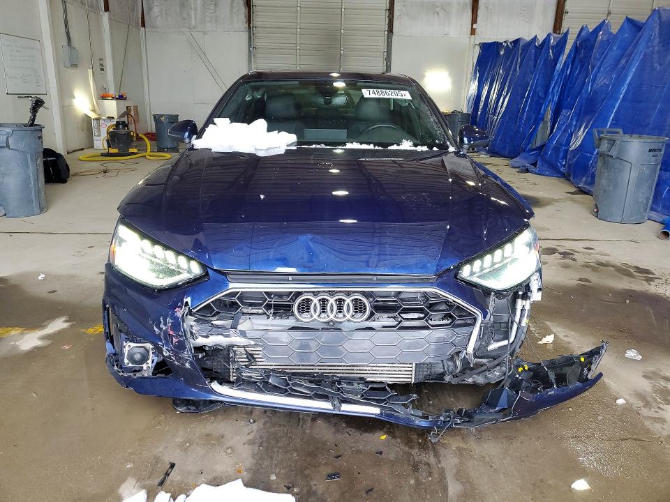 2021 Audi A4 მანქანა იყიდება აუქციონზე, vin: WAUEAAF40MN004879, აუქციონის ნომერი: 74886205