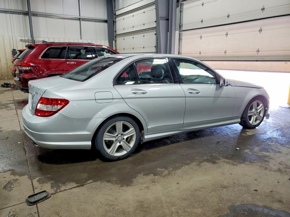 79384055 :رقم المزاد ، WDDGF8BB5BR133478 vin ، 2011 Mercedes-benz C مزاد بيع