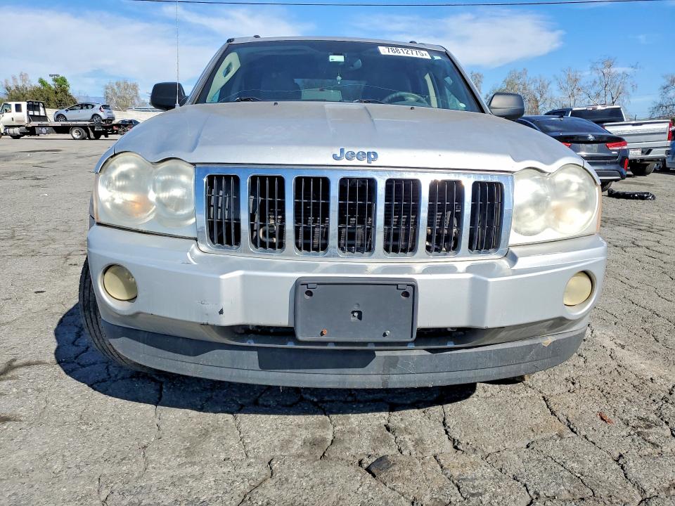 2005 Jeep Grand Cherokee მანქანა იყიდება აუქციონზე, vin: 1J8HS58N55C590978, აუქციონის ნომერი: 78812775