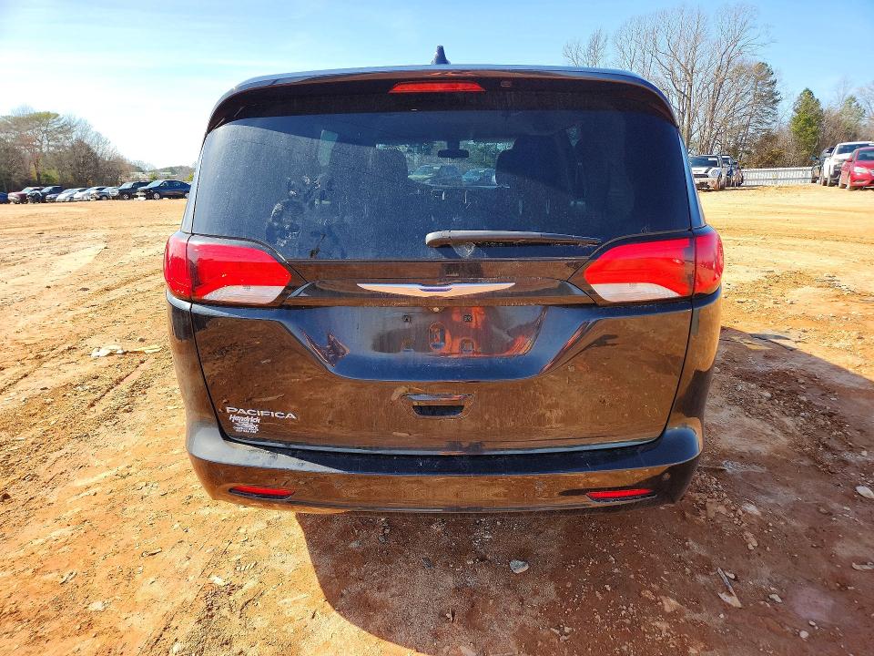 76998745 :رقم المزاد ، 2C4RC1CG4JR113244 vin ، 2018 Chrysler Pacifica مزاد بيع