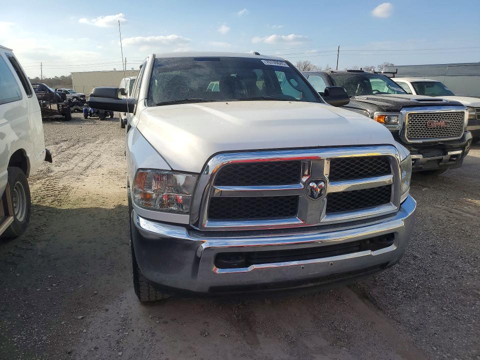 2015 Ram 2500 St მანქანა იყიდება აუქციონზე, vin: 3C6UR4HJ7FG654789, აუქციონის ნომერი: 76740645