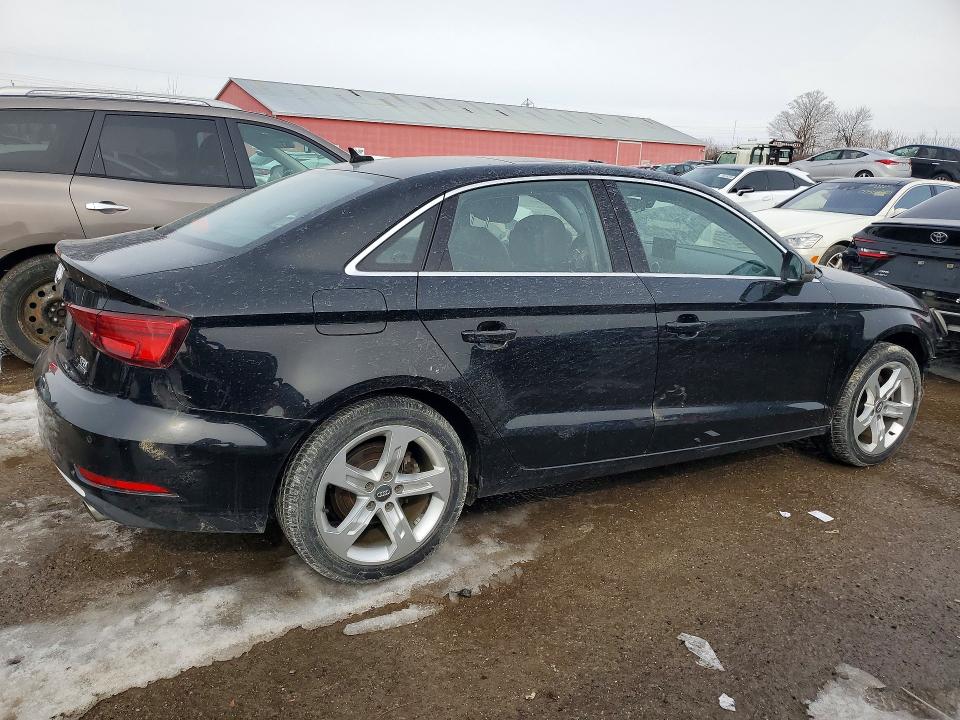 2017 Audi A3 მანქანა იყიდება აუქციონზე, vin: WAUB8GFF1H1010870, აუქციონის ნომერი: 76931115
