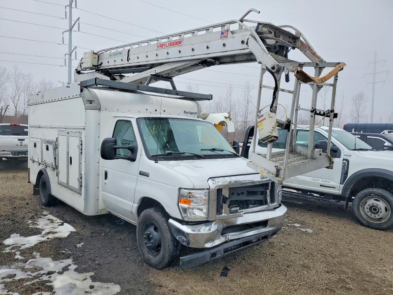 Продажа на аукционе авто 2019 Ford Econoline, vin: 1FDXE4FS1KDC17144, номер лота: 79137815