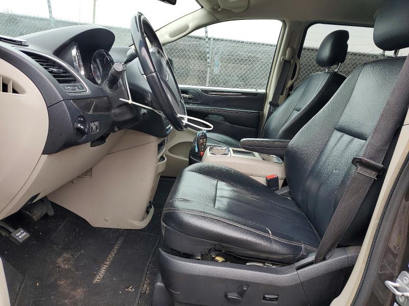 77968485 :رقم المزاد ، 2C4RC1BG4GR281492 vin ، 2016 Chrysler Town & Country مزاد بيع