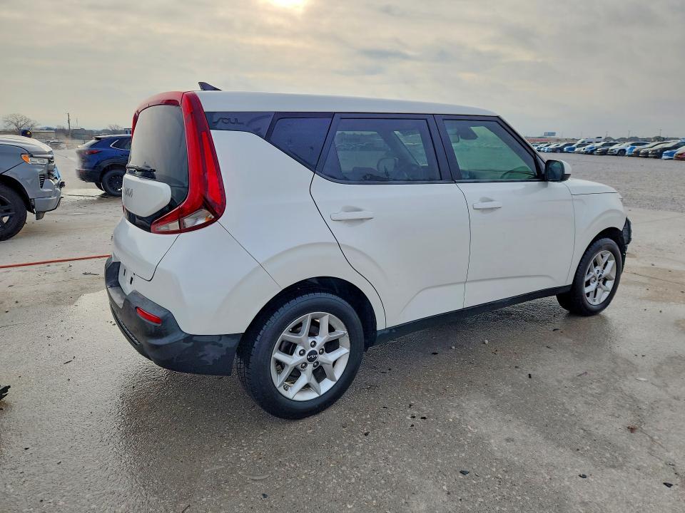 Aukcja sprzedaży 2022 Kia Soul, vin: KNDJ23AU0N7810910, numer aukcji: 77611045