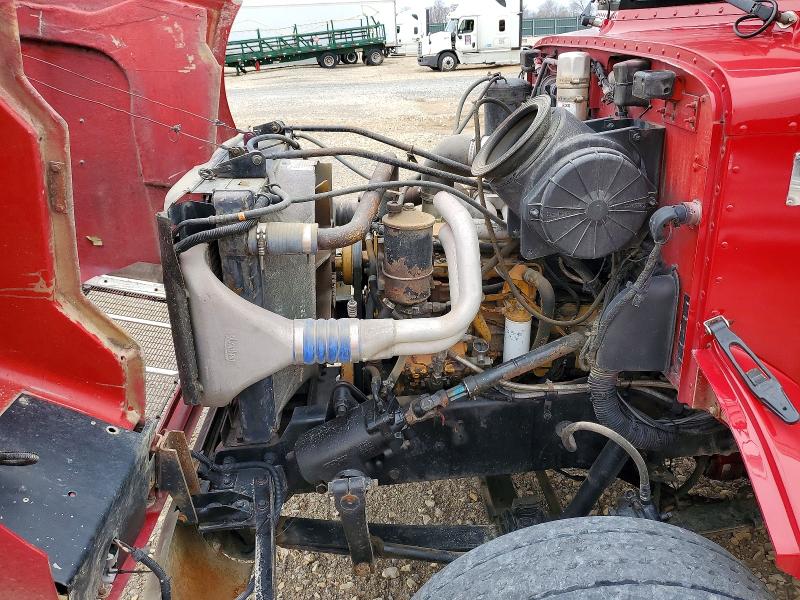 79008495 :رقم المزاد ، 3BPNHD7X4WF465318 vin ، 1998 Peterbilt 330 مزاد بيع