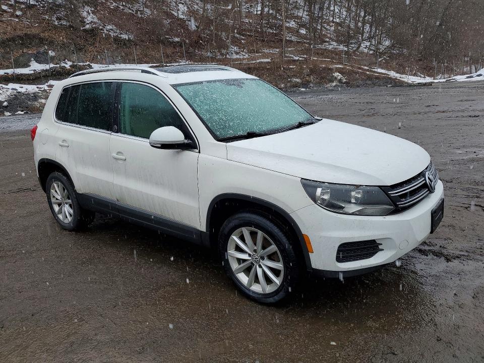 Продаж на аукціоні авто 2017 Volkswagen Tiguan Wolfsburg Edi, vin: WVGSV7AX6HK013538, номер лоту: 77626245