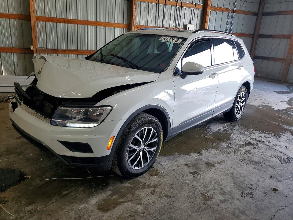76797495 :رقم المزاد ، 3VV2B7AX5KM197496 vin ، 2019 Volkswagen Tiguan مزاد بيع