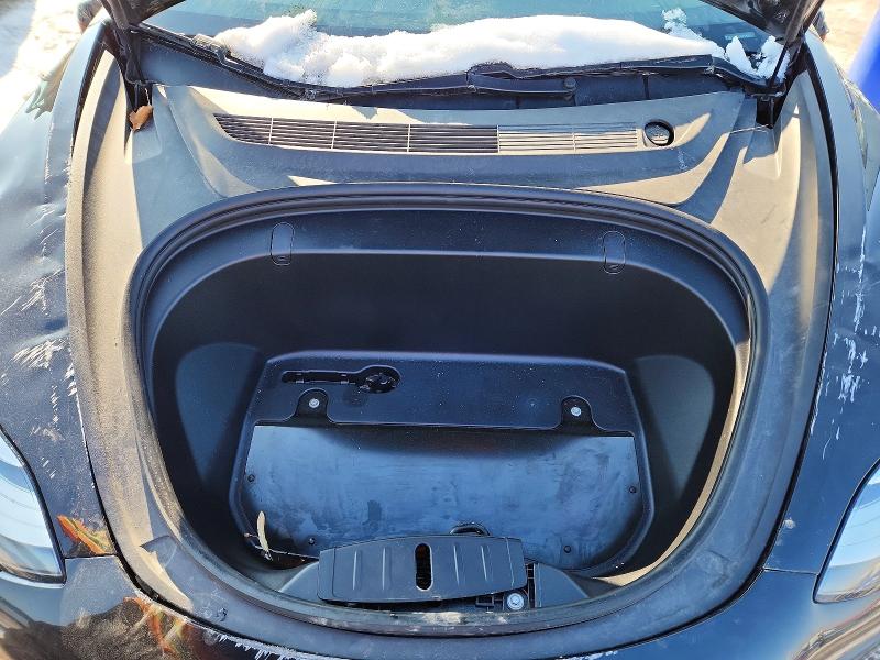 79271945 :رقم المزاد ، 5YJ3E1EB2KF214121 vin ، 2019 Tesla Model 3 مزاد بيع