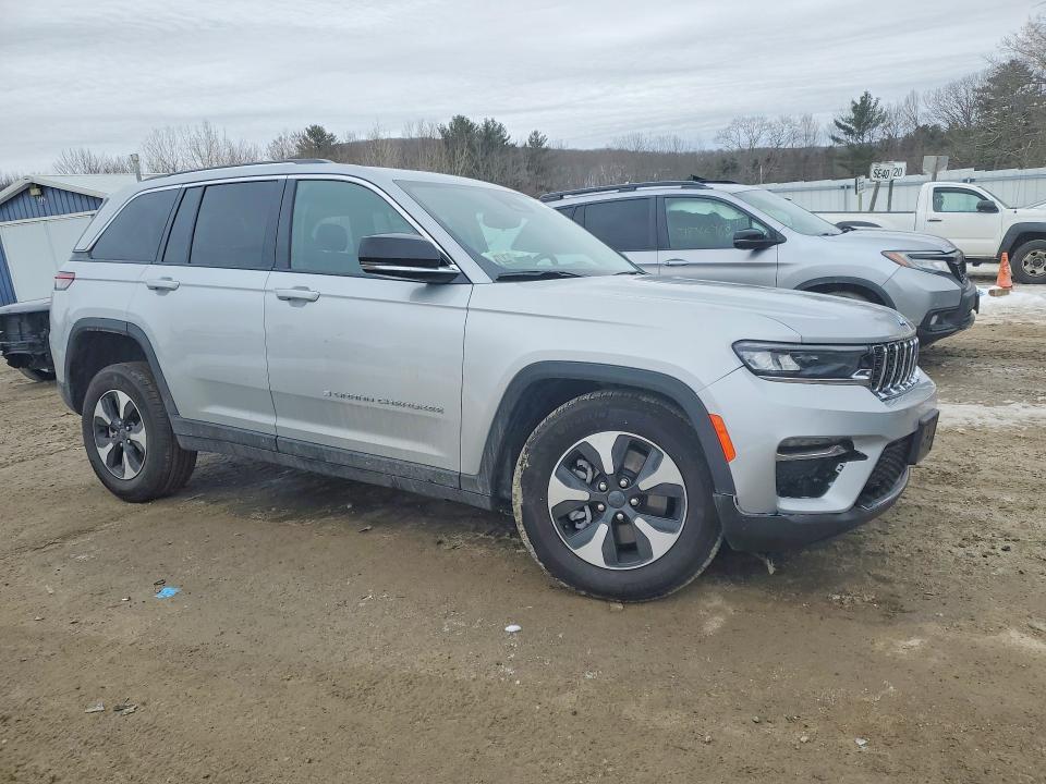 Продаж на аукціоні авто 2023 Jeep Grand Cherokee, vin: 1C4RJYB68PC664575, номер лоту: 77385895