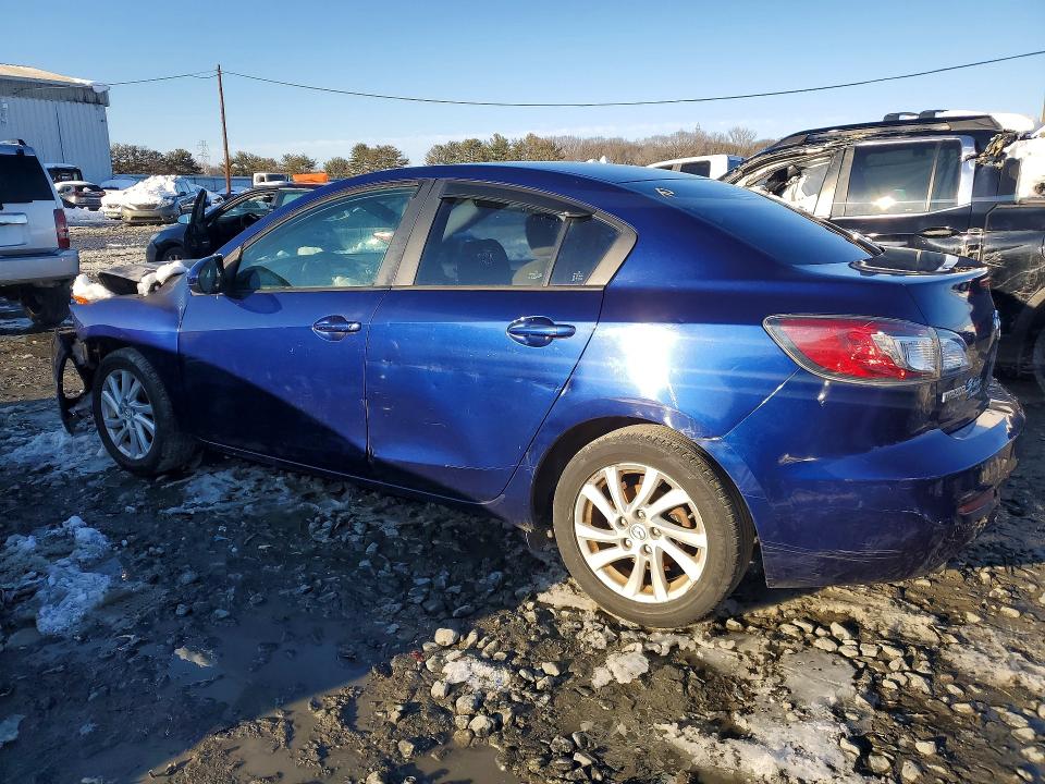 57889556 :رقم المزاد ، JM1BL1V85C1701068 vin ، 2012 Mazda 3 مزاد بيع