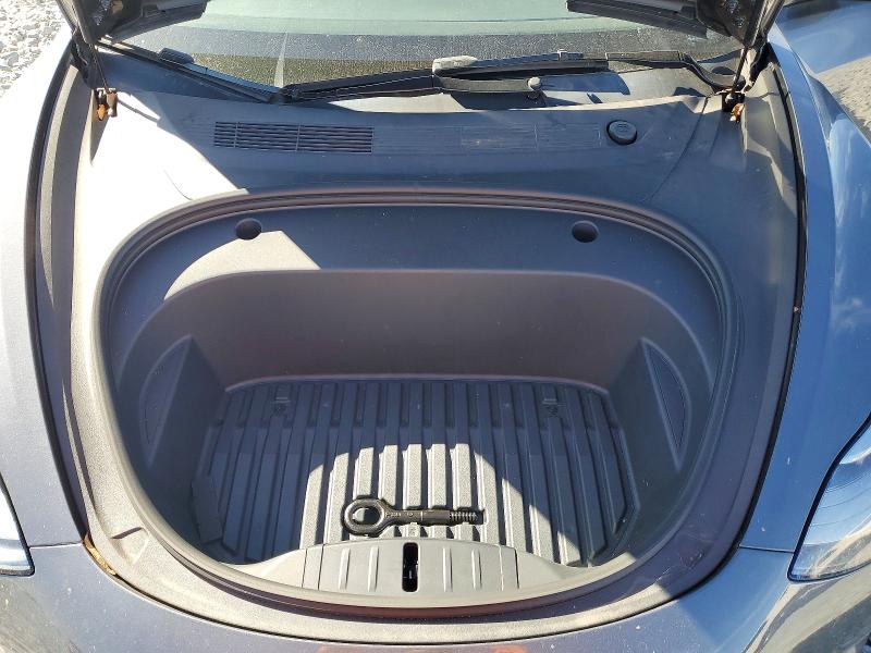 Продажа на аукционе авто 2023 Tesla Model 3, vin: 5YJ3E1EA1PF656497, номер лота: 75355475