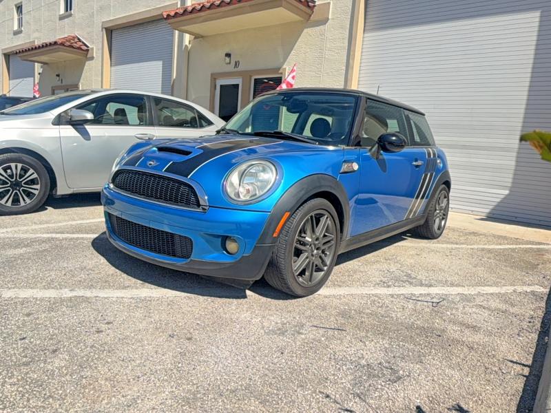 2010 Mini Cooper მანქანა იყიდება აუქციონზე, vin: WMWMF7C52ATZ69697, აუქციონის ნომერი: 79034725