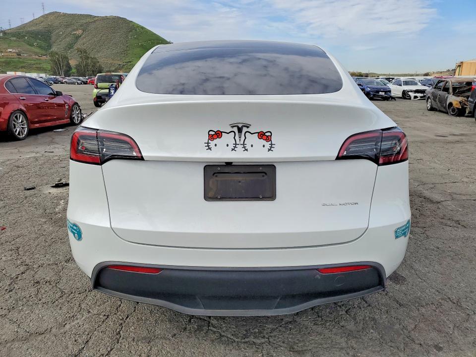 Продаж на аукціоні авто 2025 Tesla Model Y, vin: 7SAYGDEE0SF267799, номер лоту: 75709085