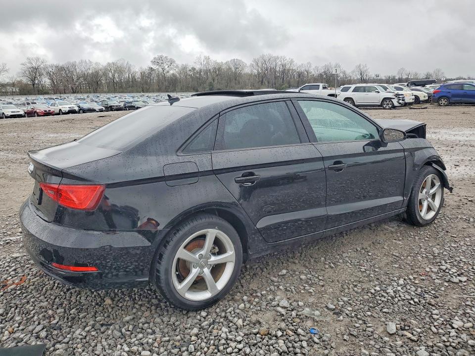 2015 Audi A3 მანქანა იყიდება აუქციონზე, vin: WAUACGFFXF1082724, აუქციონის ნომერი: 79107315