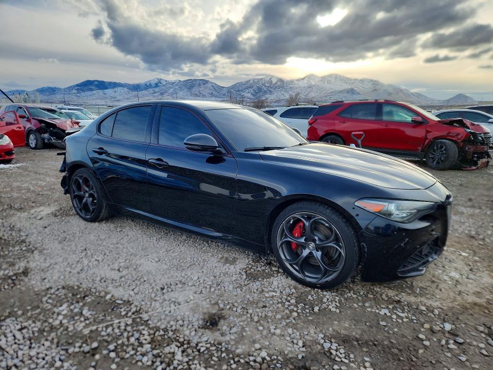 78104465 :رقم المزاد ، ZARFAMANXK7600355 vin ، 2019 Alfa Romeo Giulia مزاد بيع