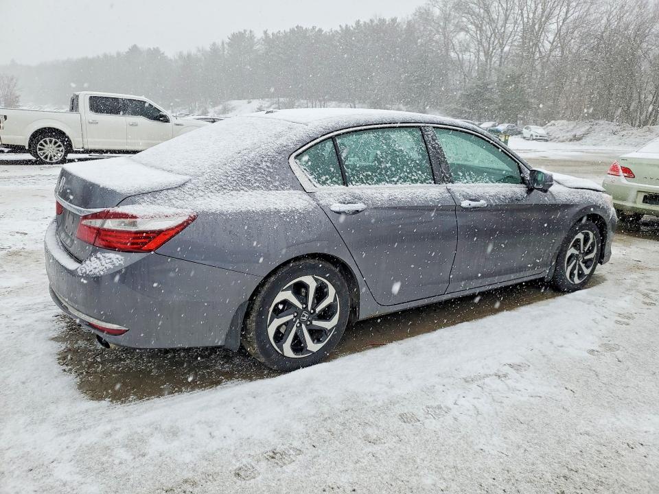 77274285 :رقم المزاد ، 1HGCR2E73HA083967 vin ، 2017 Honda Accord مزاد بيع