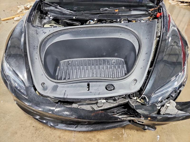 75519115 :رقم المزاد ، 5YJ3E1EA4SF038731 vin ، 2025 Tesla Model 3 مزاد بيع