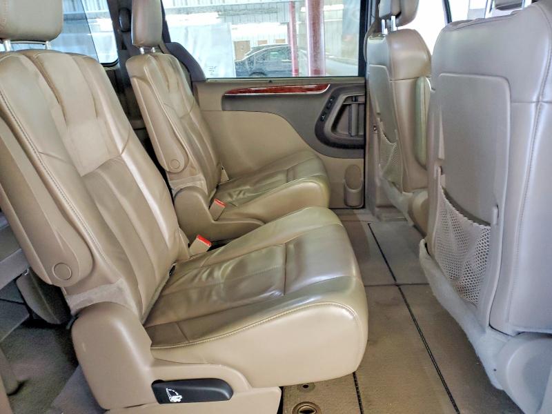 2013 Chrysler Town & Country მანქანა იყიდება აუქციონზე, vin: 2C4RC1GG5DR589646, აუქციონის ნომერი: 75782245