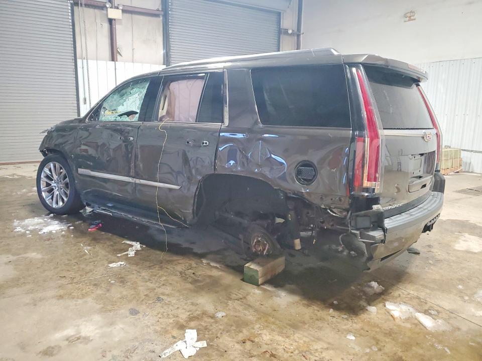 75664615 :رقم المزاد ، 1GYS4BKJ7LR223841 vin ، 2020 Cadillac Escalade مزاد بيع