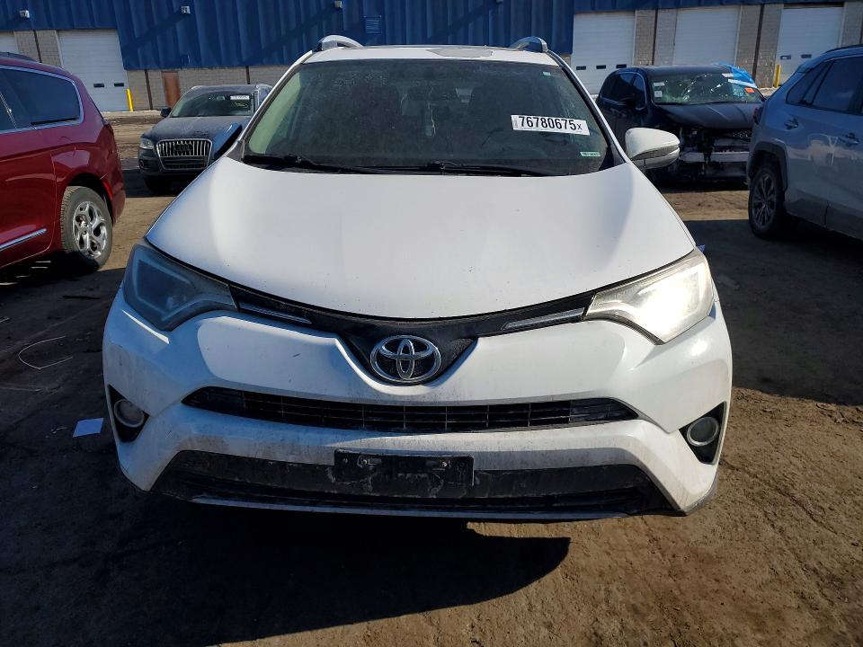 Продажа на аукционе авто 2016 Toyota Rav4, vin: 2T3RFREV7GW425400, номер лота: 76780675