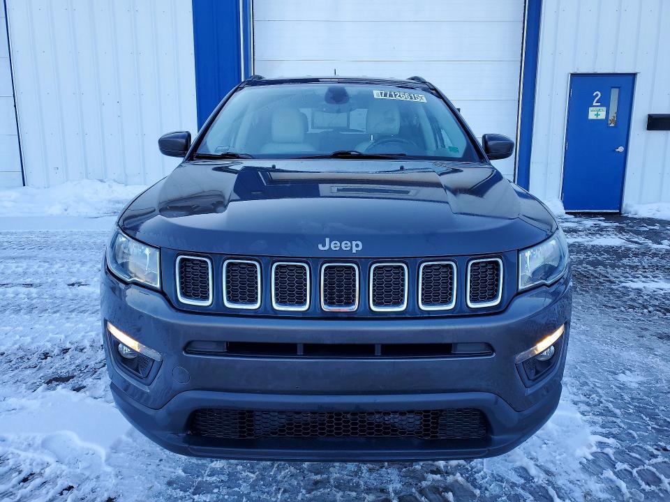 2018 Jeep Compass მანქანა იყიდება აუქციონზე, vin: 3C4NJDBB7JT111884, აუქციონის ნომერი: 77126615