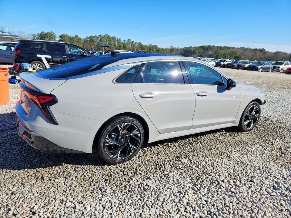 2025 Kia K5 მანქანა იყიდება აუქციონზე, vin: KNAG64J7XS5393556, აუქციონის ნომერი: 77719765