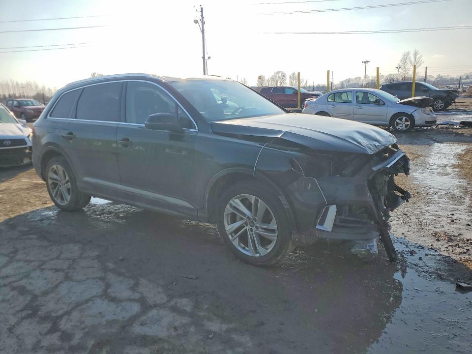 Продаж на аукціоні авто 2021 Audi Q7, vin: WA1LXAF72MD020424, номер лоту: 76661345