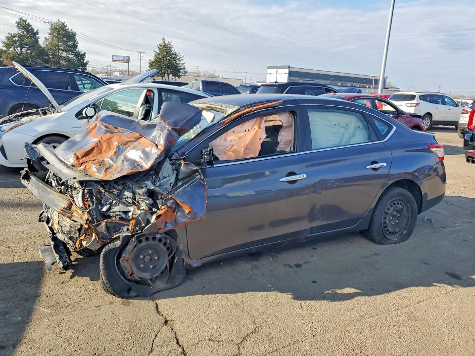 Продажа на аукционе авто 2015 Nissan Sentra, vin: 3N1AB7AP9FL660099, номер лота: 78716415