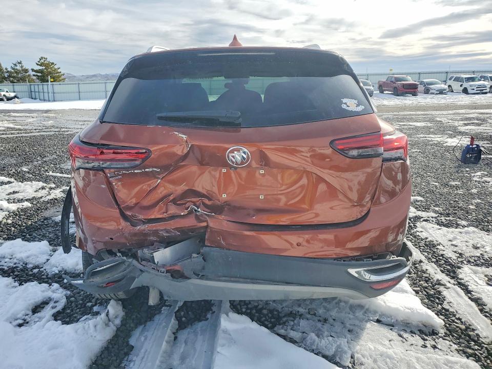 Продаж на аукціоні авто 2022 Buick Envision, vin: LRBFZMR44ND070693, номер лоту: 77970665