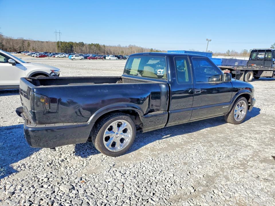 76518425 :رقم المزاد ، 1GCCS195718194220 vin ، 2001 Chevrolet S Truck مزاد بيع