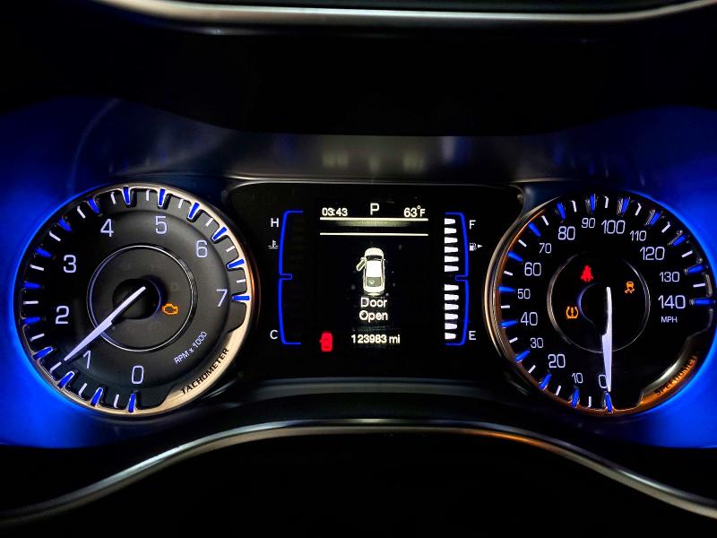 2015 Chrysler 200 მანქანა იყიდება აუქციონზე, vin: 1C3CCCABXFN536332, აუქციონის ნომერი: 77465425