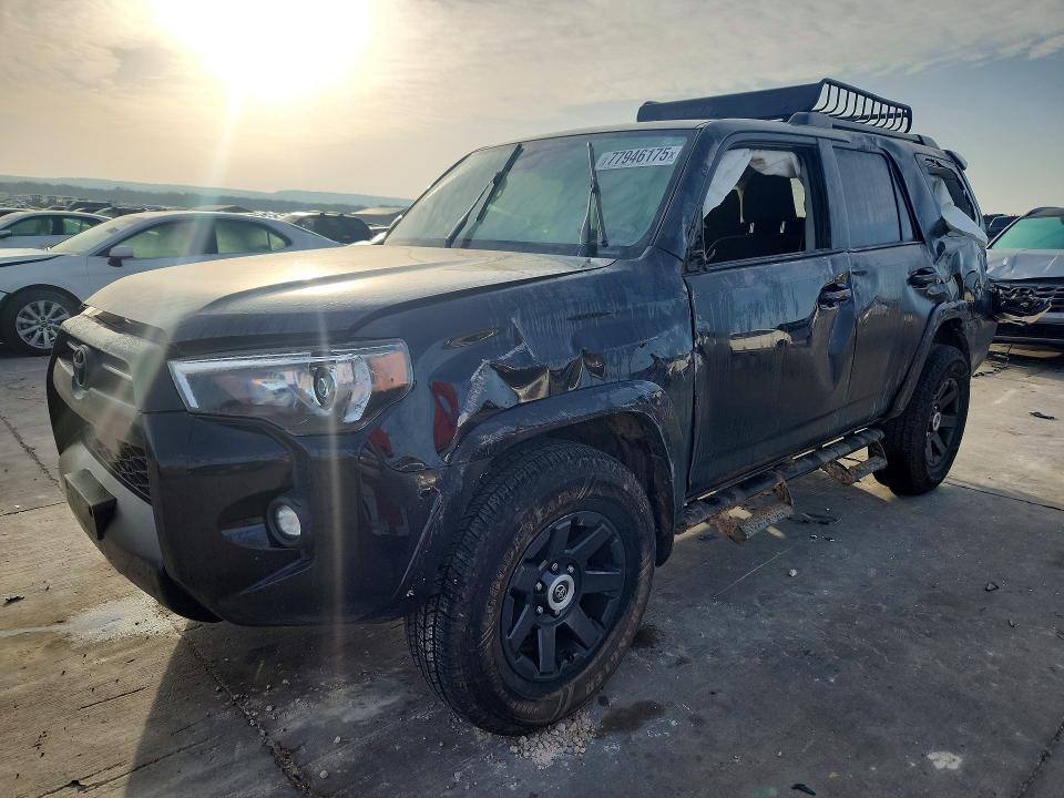 2021 Toyota 4runner მანქანა იყიდება აუქციონზე, vin: JTEBU5JR1M5924443, აუქციონის ნომერი: 77946175