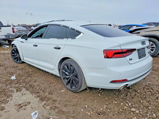75500565 :رقم المزاد ، WAUBNCF52JA057727 vin ، 2018 Audi A5 مزاد بيع