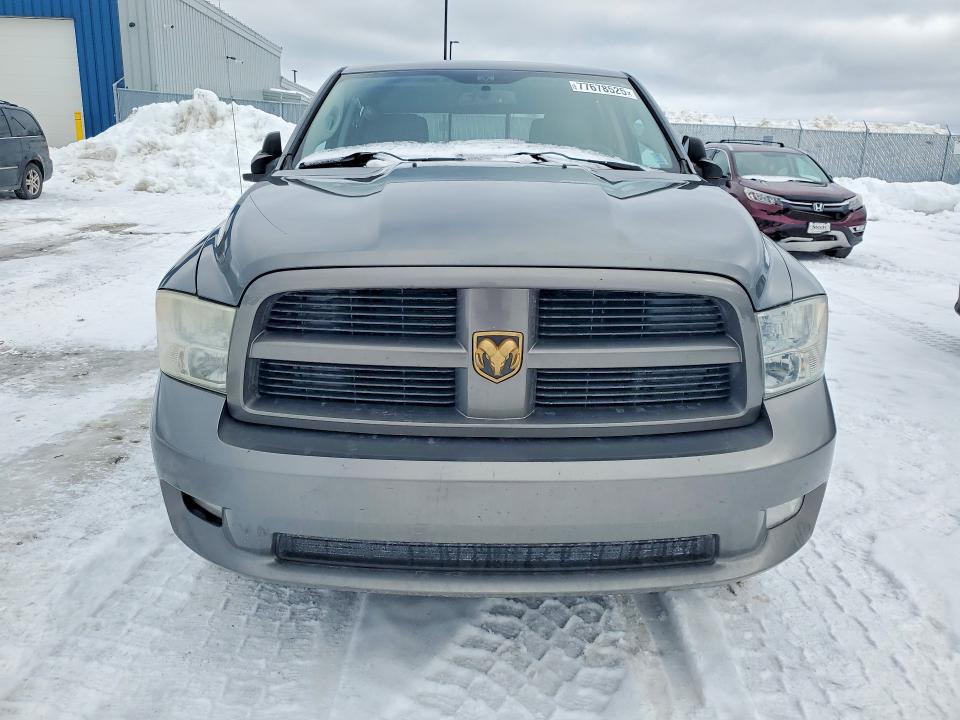 77678525 :رقم المزاد ، 1D7RV1CT4BS681698 vin ، 2011 Dodge Ram 1500 مزاد بيع