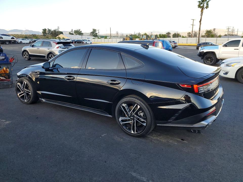 2025 Hyundai Sonata მანქანა იყიდება აუქციონზე, vin: KMHL54JC7SA494011, აუქციონის ნომერი: 77343365