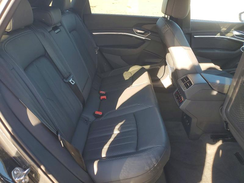 Aukcja sprzedaży 2022 Audi E-tron, vin: WA1LABGE6NB010884, numer aukcji: 77146555