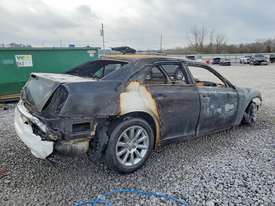 2011 Chrysler 300 მანქანა იყიდება აუქციონზე, vin: 2C3CA5CG2BH581102, აუქციონის ნომერი: 77868725