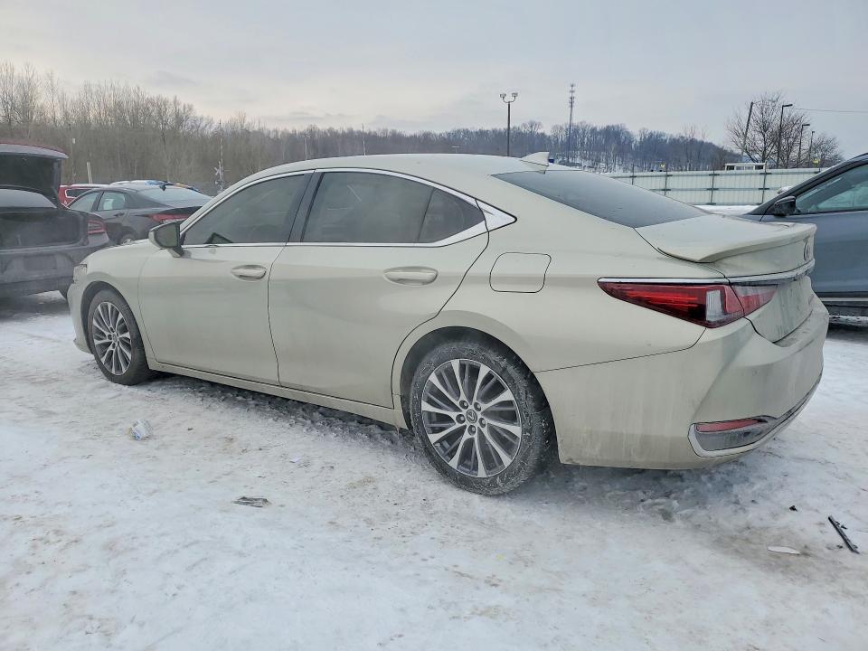 76196305 :رقم المزاد ، JTHB21B11K2023274 vin ، 2019 Lexus Es مزاد بيع
