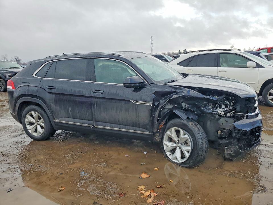 Продажа на аукционе авто 2022 Volkswagen Atlas Cross Sport, vin: 1V2FE2CA7NC227069, номер лота: 78214005