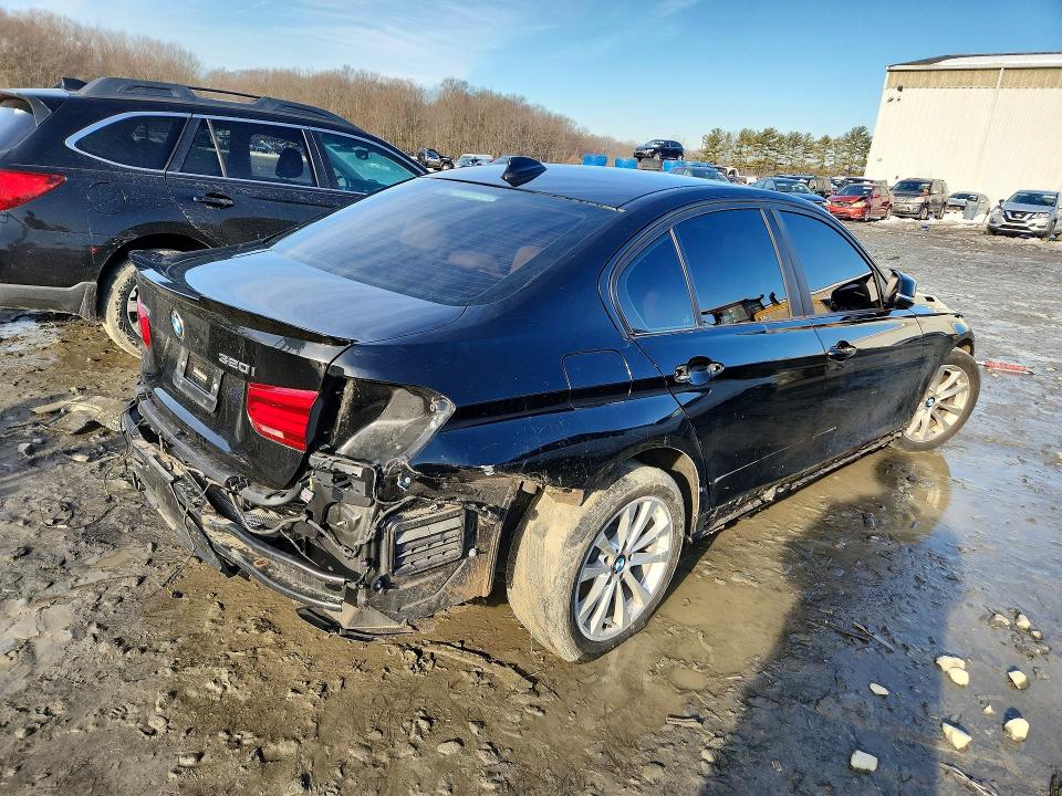 Продажа на аукционе авто 2018 Bmw 320, vin: WBA8E5G52JNV02884, номер лота: 78037505