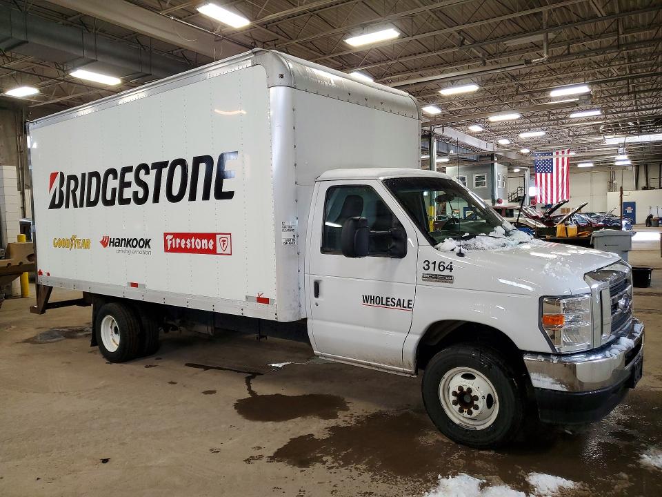 2022 Ford Econoline მანქანა იყიდება აუქციონზე, vin: 1FDXE4FN2NDC16065, აუქციონის ნომერი: 78368565