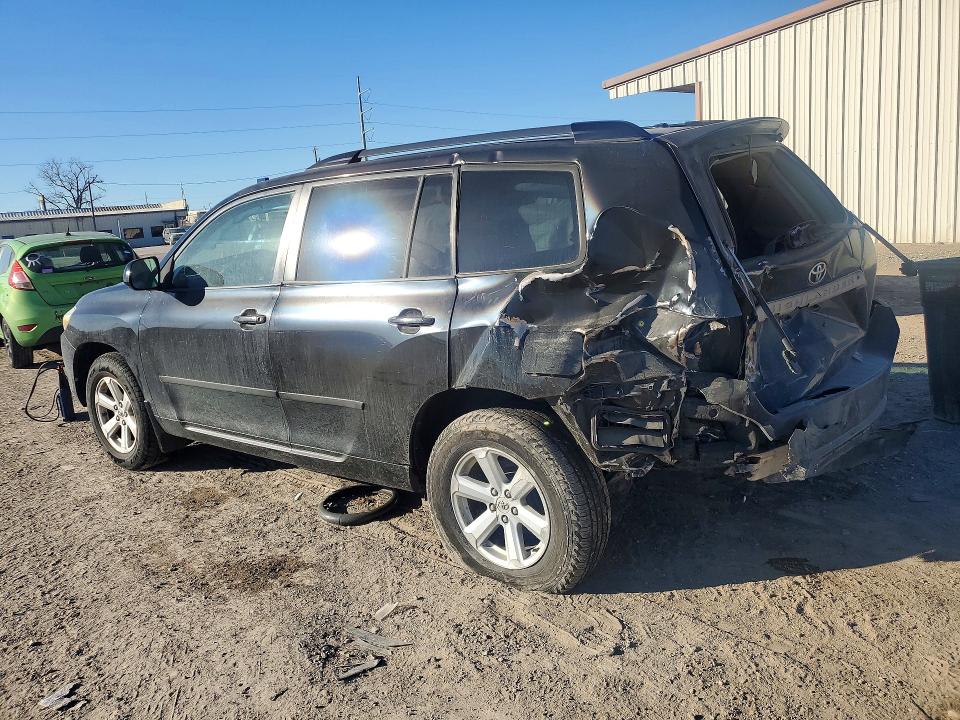 2010 Toyota Highlander მანქანა იყიდება აუქციონზე, vin: 5TDKK3EH6AS012154, აუქციონის ნომერი: 75408735