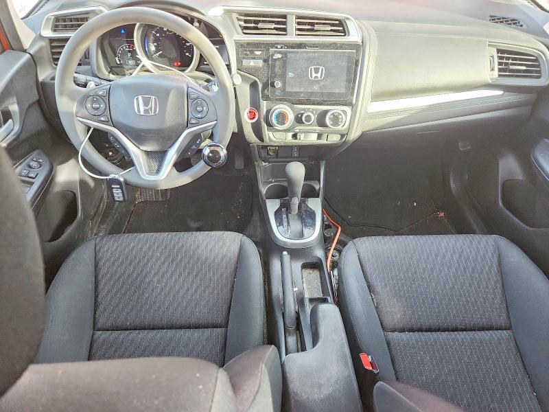 76254355 :رقم المزاد ، 3HGGK5H89JM702950 vin ، 2018 Honda Fit مزاد بيع