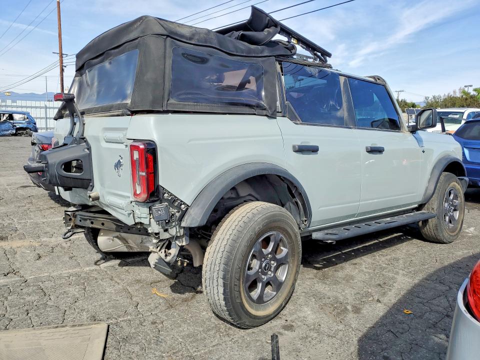 2023 Ford Bronco მანქანა იყიდება აუქციონზე, vin: 1FMEE5BP1PLB29674, აუქციონის ნომერი: 76577325